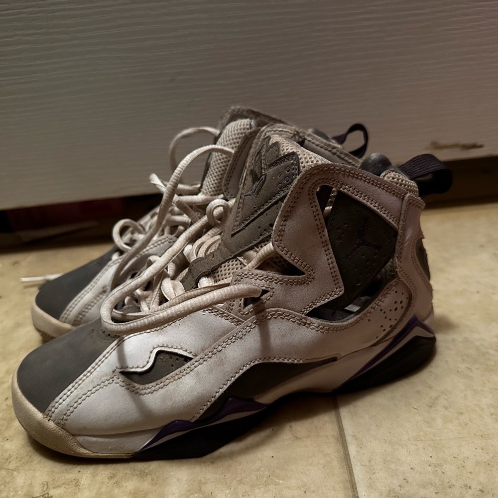 Jordan’s purple/white/silver